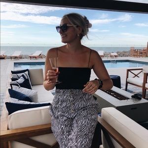 Meet your Posher, Dom